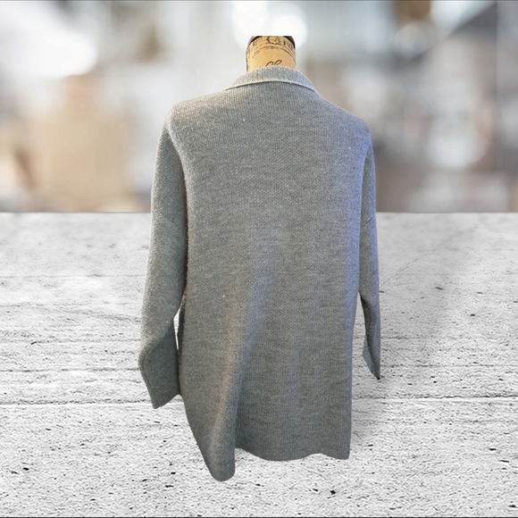 Made in Italy gray wool blend sweater/cardigan size - Picture 7 of 10